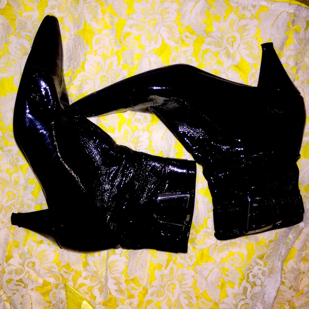 Prada patent leather low boot-kitten heels Vintage 9.5